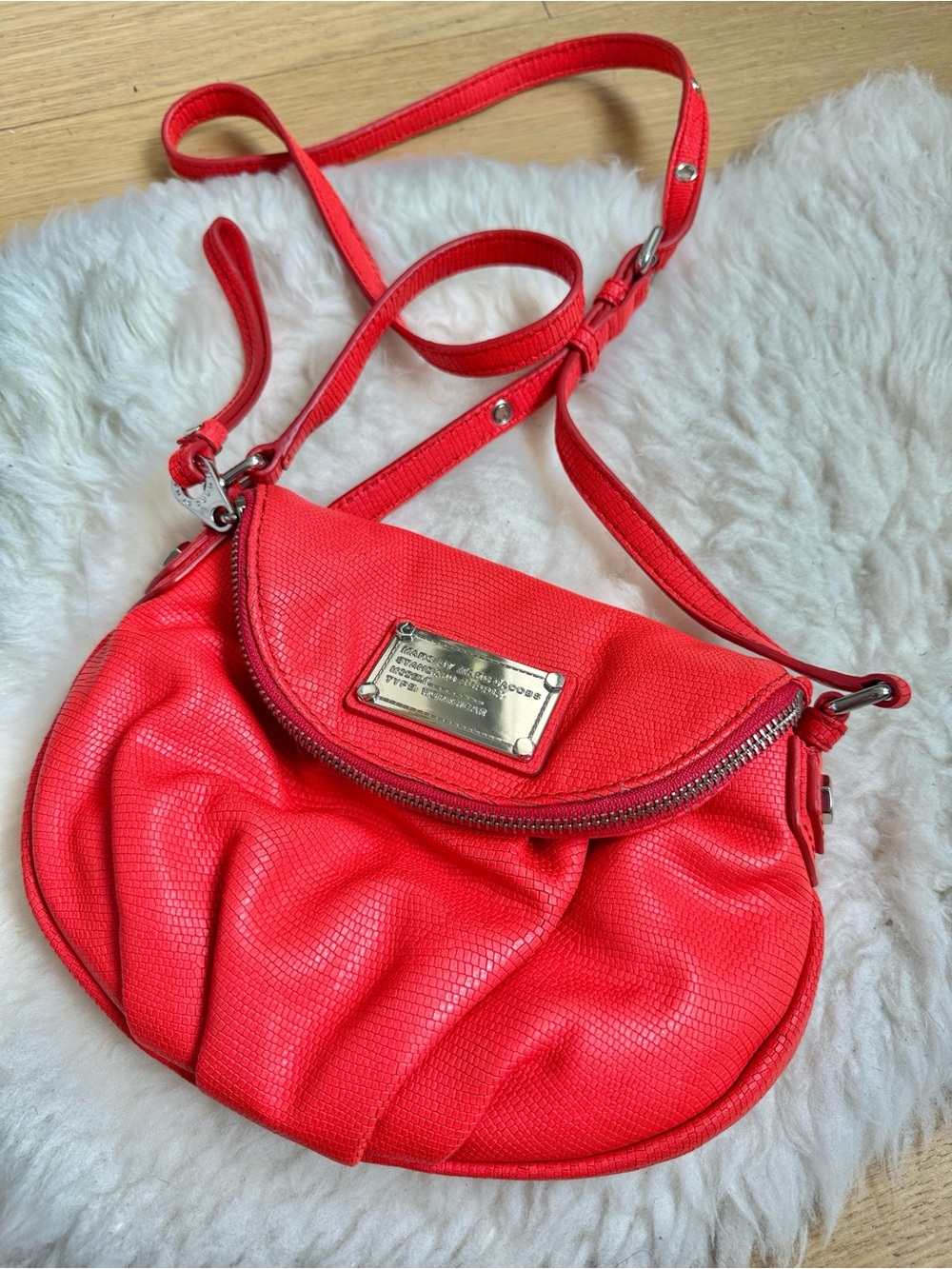 Marc By Marc Jacobs Neon Red Leather Q Natasha Crossbody